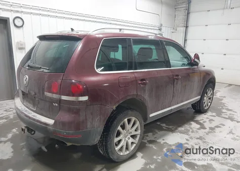 2008 Volkswagen Touareg 2 V8 Fsi z USA, uszkodzony, nr VIN WVGCB77L28D024753